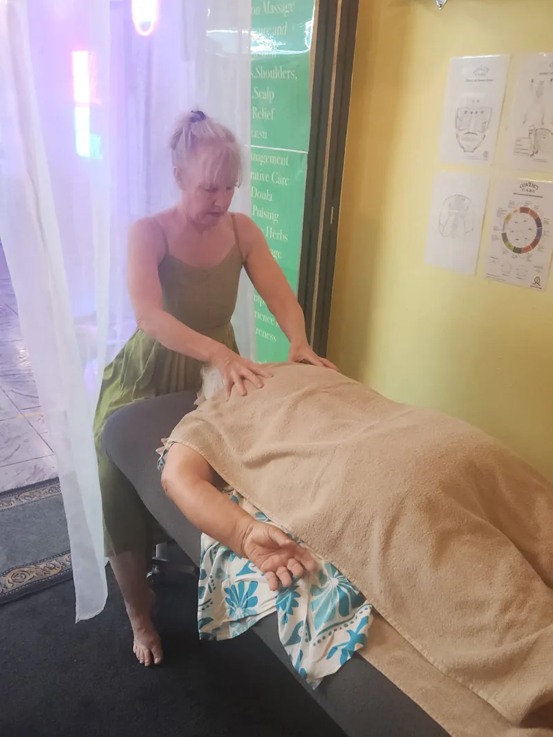 Therapeutic massage treatment